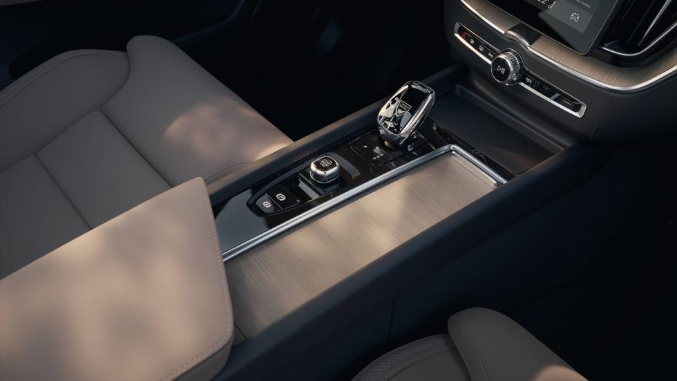 Πρεμιέρα για το ανανεωμένο Volvo XC60